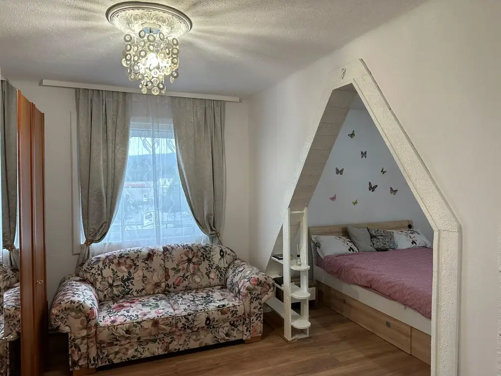 "Ein Haus für Familie & InvEsTmEnT!"