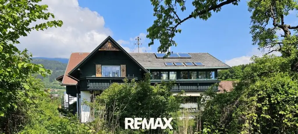 Großes Familienhaus in Siedlungslage