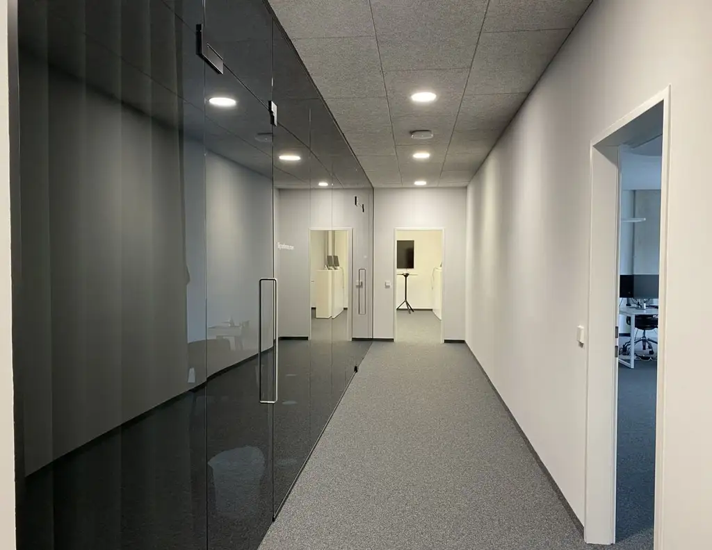 Attraktive Büro/Praxis in Wels: 298m², klimatisiert, Parkplätze & Tiefgarage!