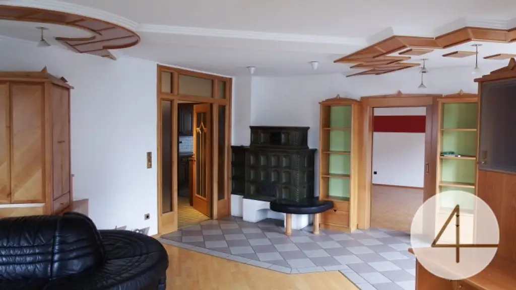 Selbstständig und doch im eigenen sicheren Hafen, WOHNEN-BÜRO Wohnen 170 m2 + Lager + Mieteinnahmen