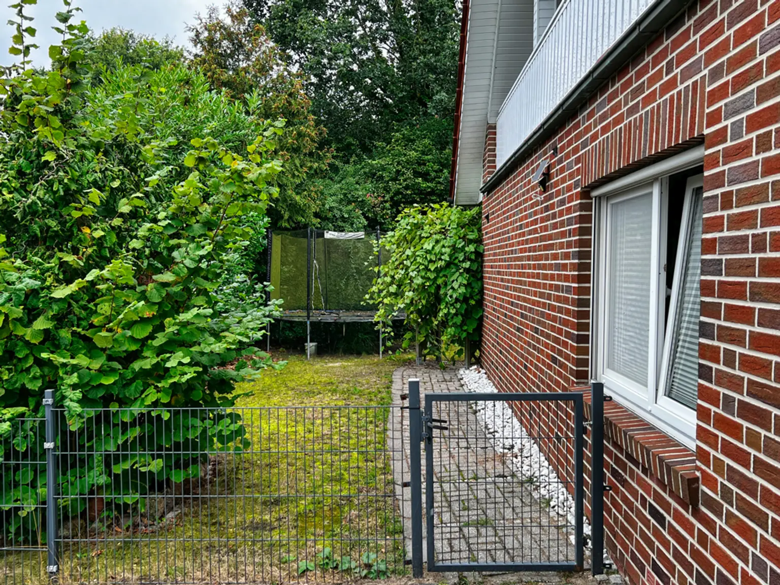 Viel Platz für Ihre Zukunft! Einfamilienhaus mit Einliegerwohnung!