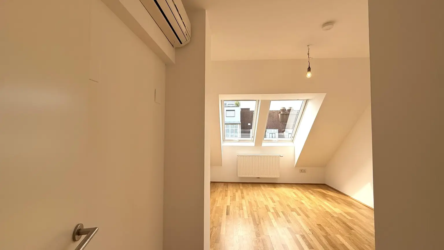 4-Zimmer-PENTHOUSE in der Ungargasse (Nähe: Stadtpark, Rochusmarkt, 1. Bezirk)!!