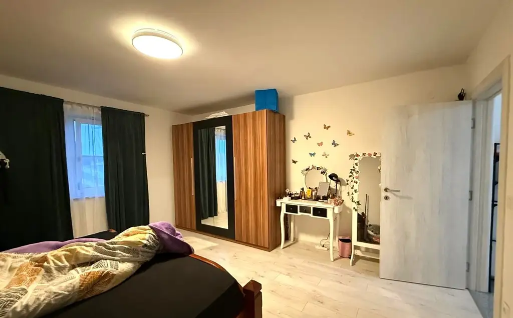 Dein neuer Lieblingsplatz: Balkon, Sonne und traumhafter Ausblick!