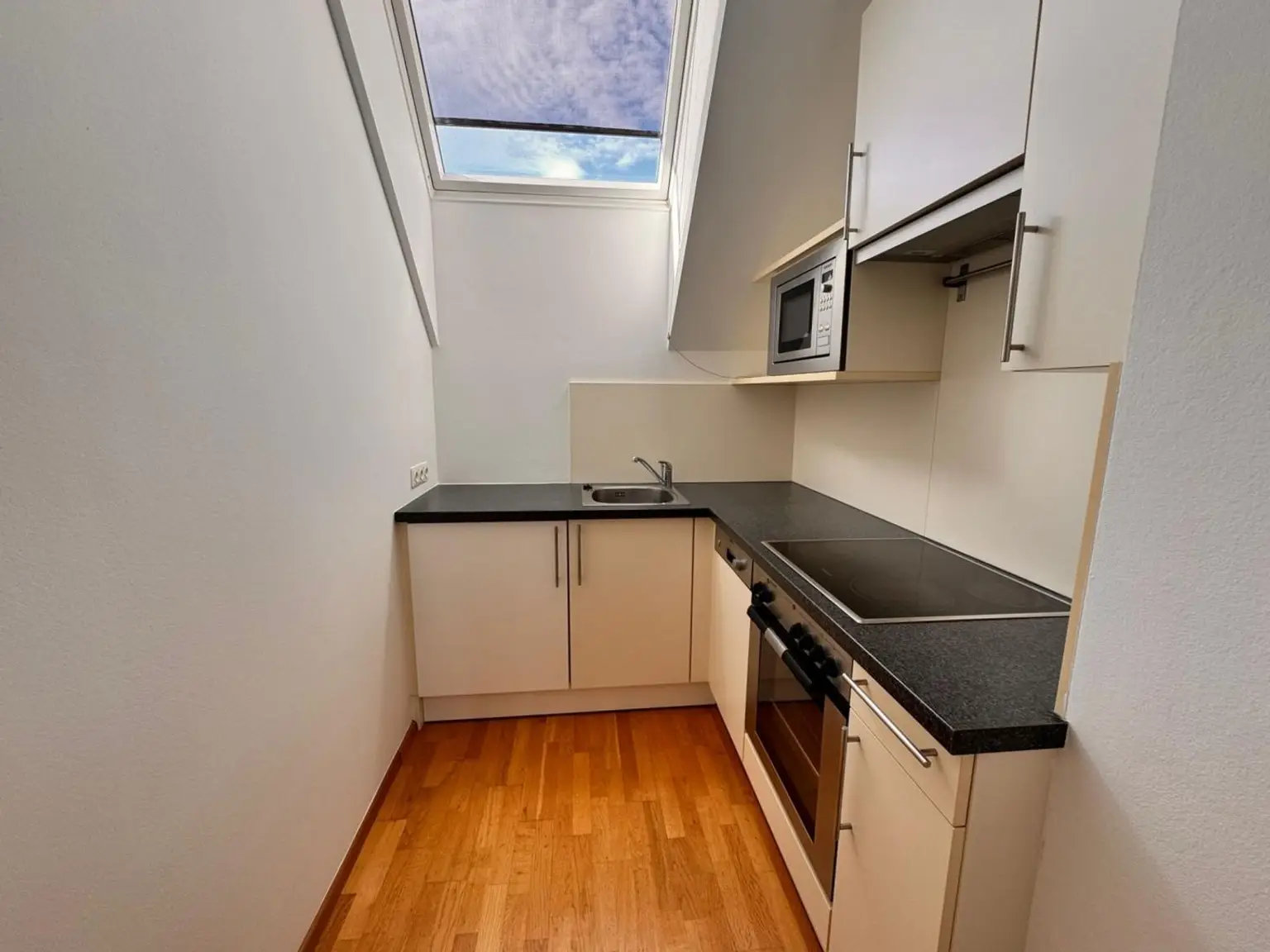 Wohnen in Döbling: Helle 3-Zimmer-Wohnung mit Balkon und Terrasse