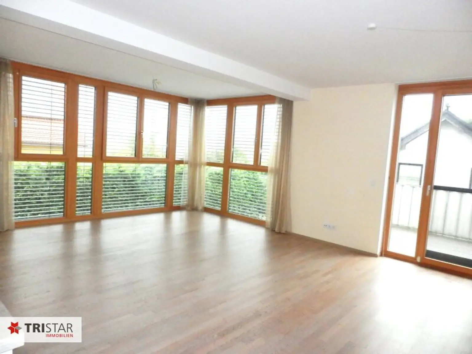 Burg Liechtenstein-Nähe - Exklusive Balkonwohnung in Passivhausbauweise