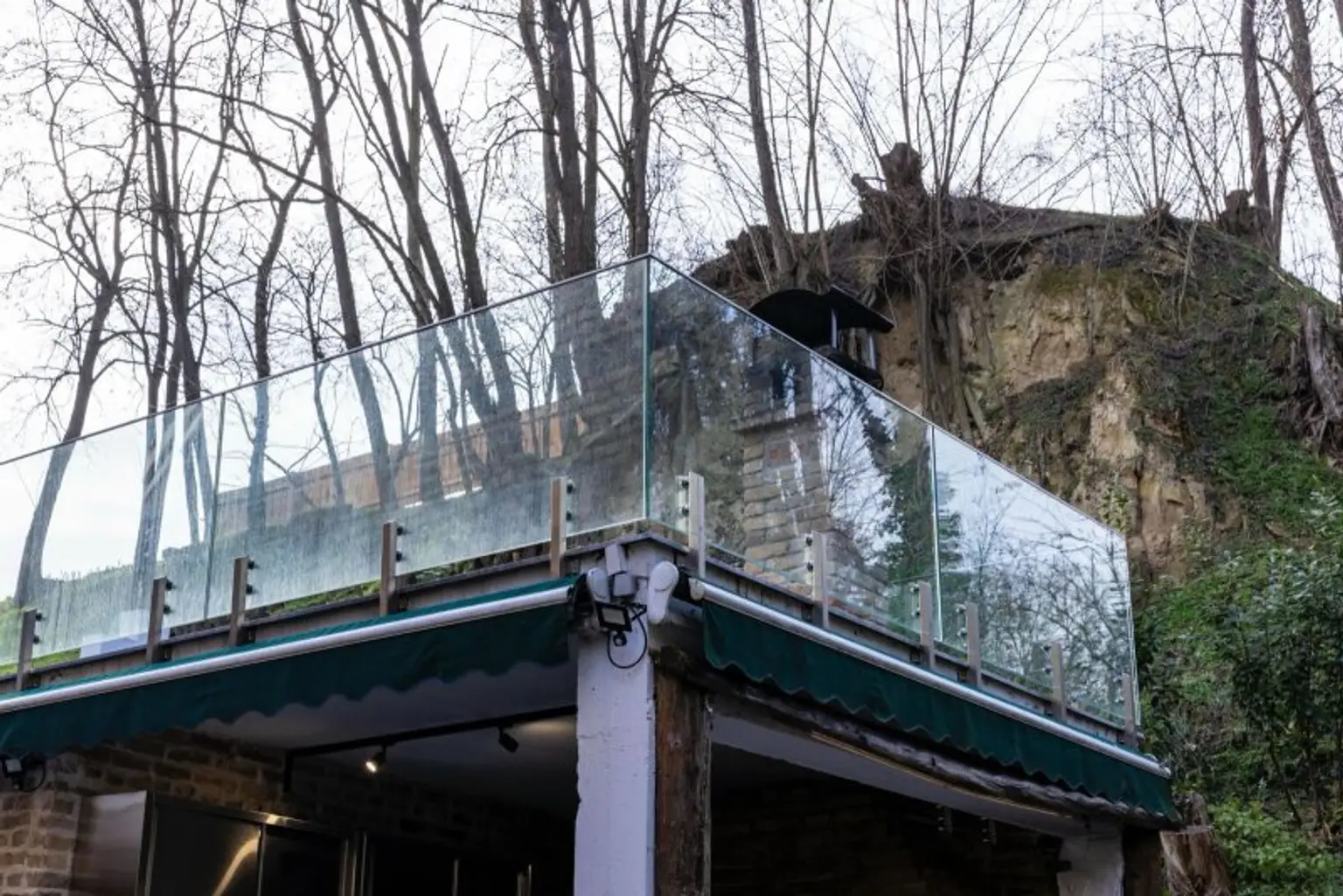 Exklusive Landhausvilla in Engelmannsbrunn – Luxus, Ruhe & Privatsphäre im Herzen des Wagrams