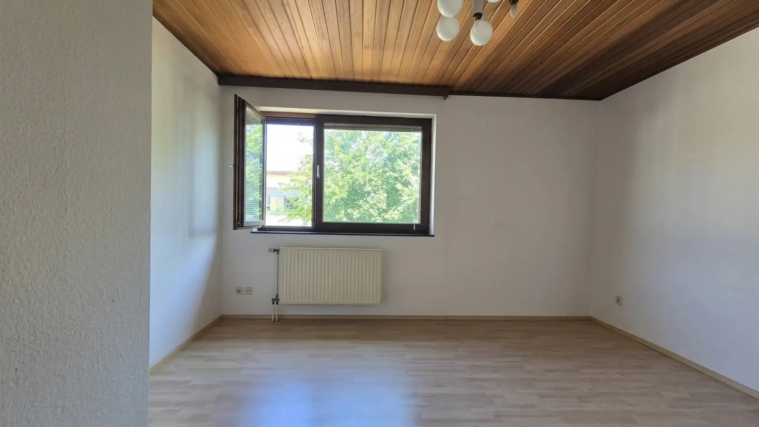 Zimmer 1 OG