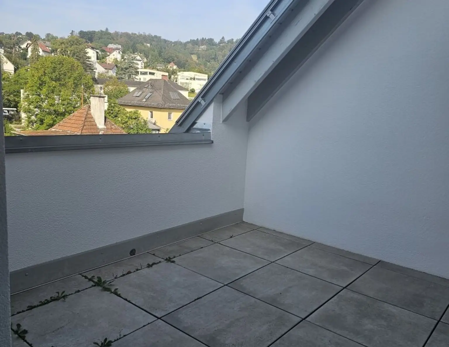 Ruhige Dachgeschoßwohnung mit Dachterrasse am Auberg in Linz / Urfahr