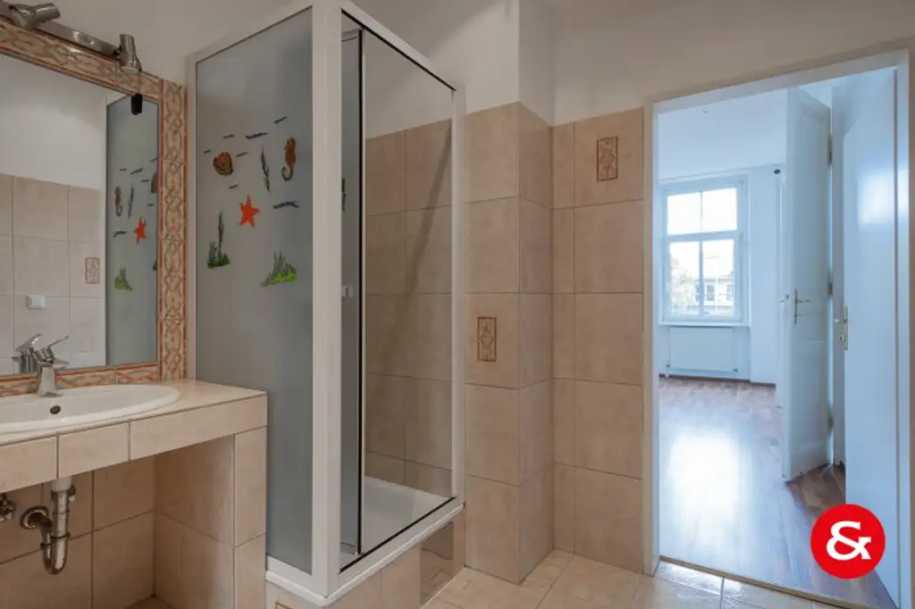 Hell, renovierte 3-Zimmerwohnung mit tollem Ausblick!