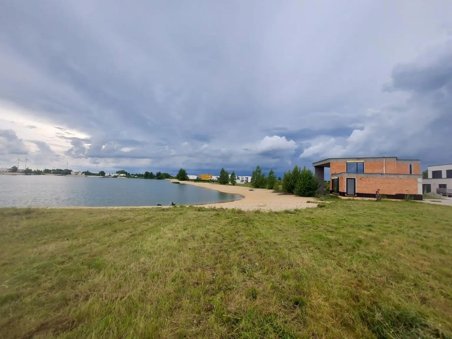 Wohnen, wo andere träumen – Seegrundstück in erster Reihe mit unverbaubarem Blick