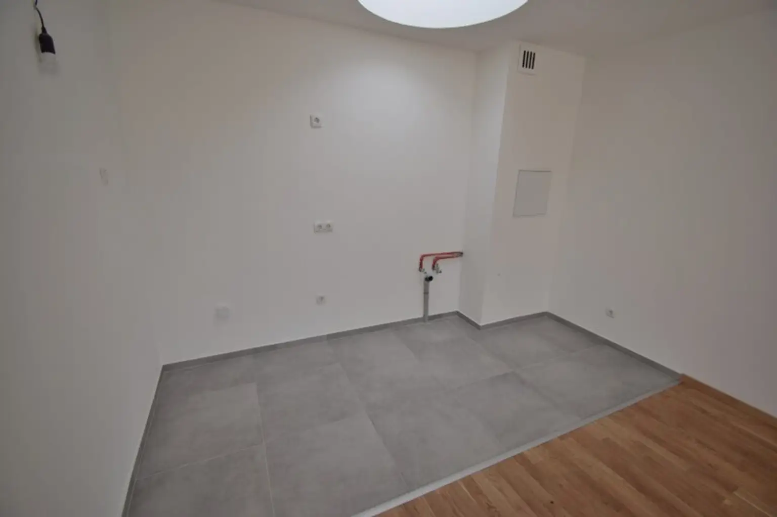 Erstbezug, 2 Zimmer, Lift, gute Lage