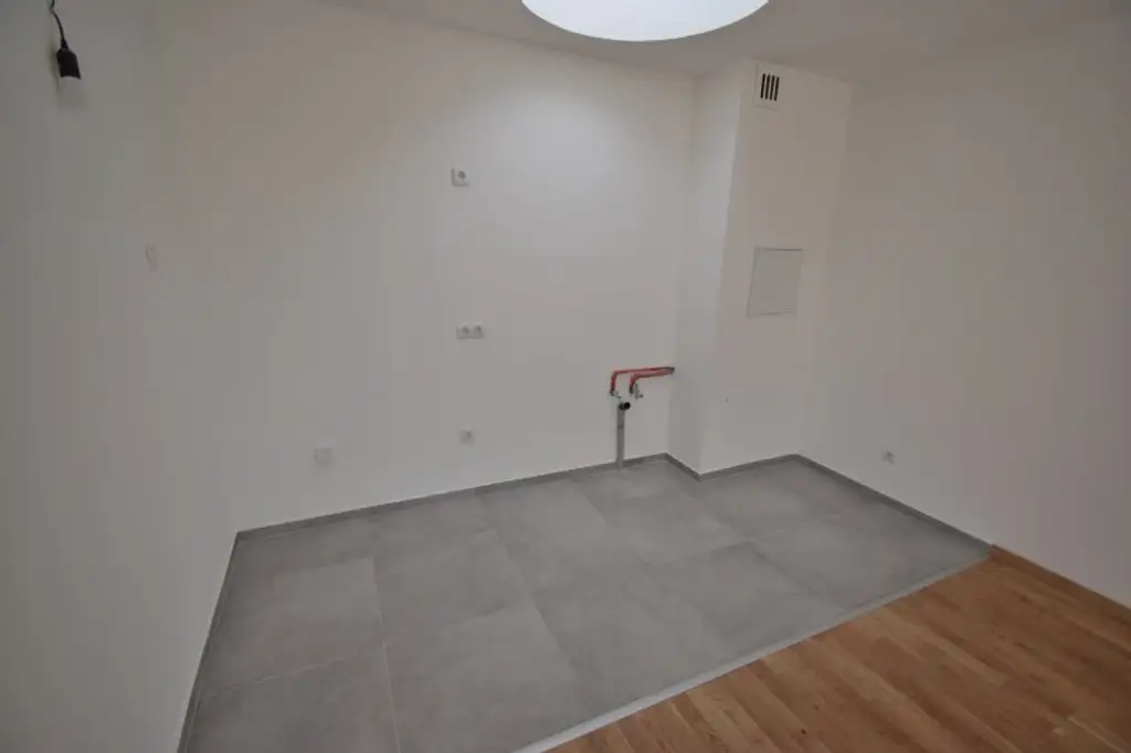 Erstbezug, 2 Zimmer, Lift, gute Lage