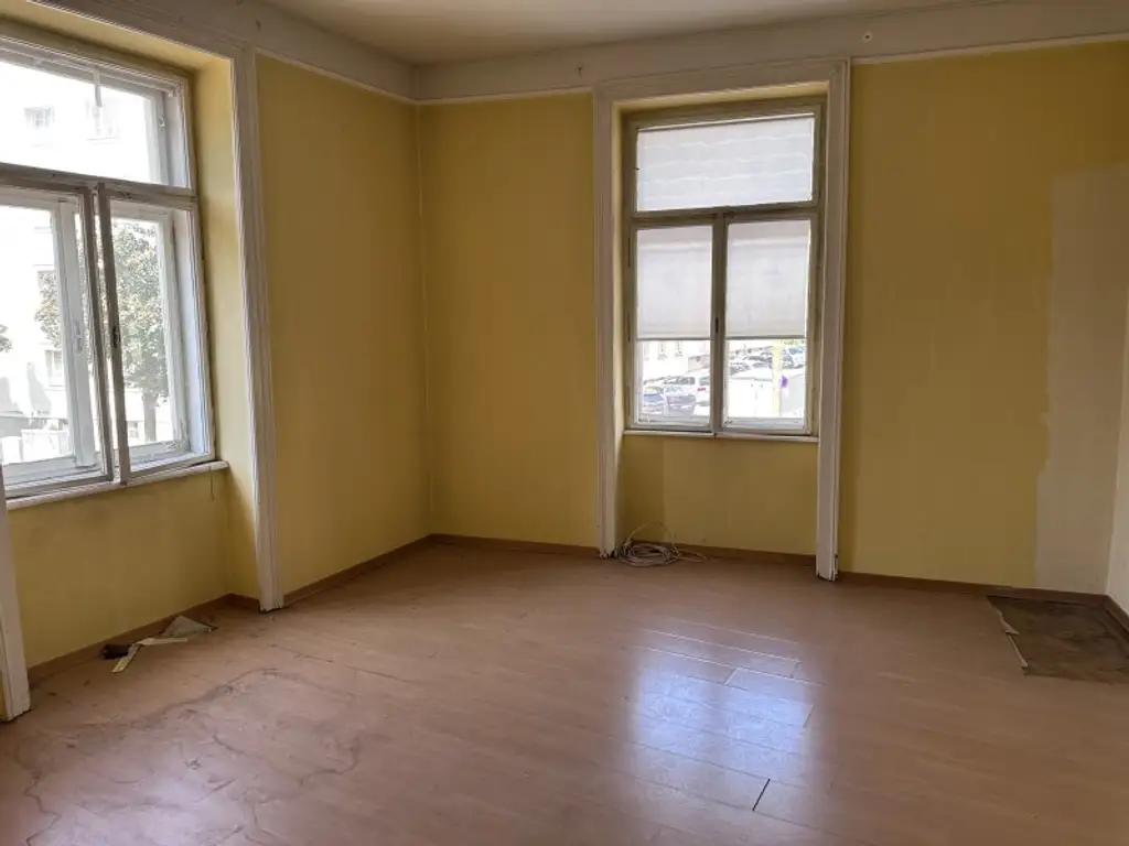3 Zimmer mit Grünblick + U3 Braunschweiggasse