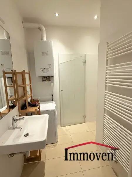 TOPLAGE und ALTBAUFLAIR - Repräsentative 3-Zimmerwohnung bei der Wiener Oper!