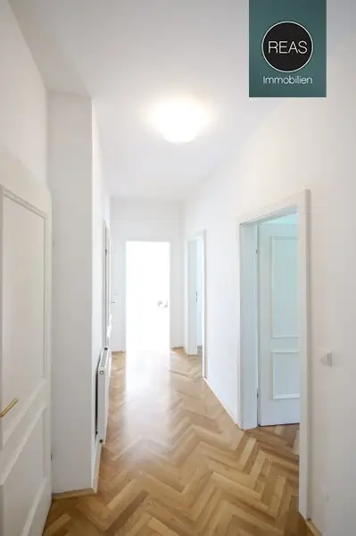 Traumwohnung mit Balkon, Terrasse und Garage in exklusiver Gartenanlage bei der Hohen Warte!