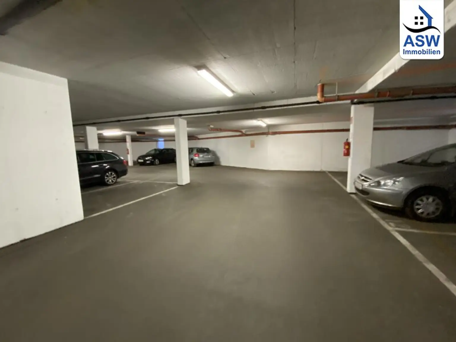 Zentrale Tiefgaragenstellplatze - Andreas-Hofer-Platz - zum Verkauf