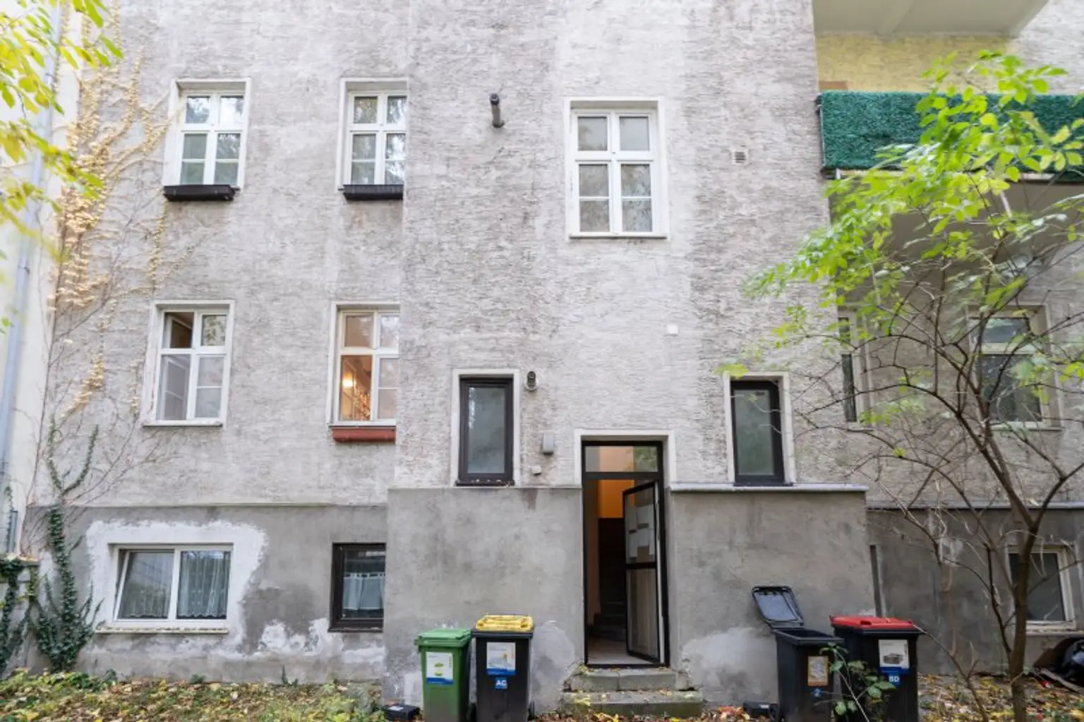 Stark sanierungsbedürftige 2-Zimmer-Wohnung in Toplage der Linzer Innenstadt