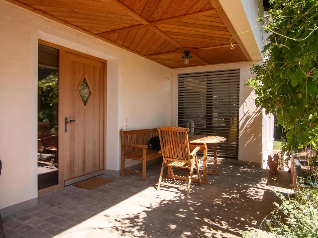 Exklusives Einfamilienhaus mit Ausblick und Wellnessbereich