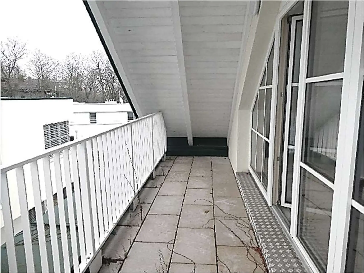 Bad Vöslau - Moderne Dachgeschosswohnung mit Terrasse