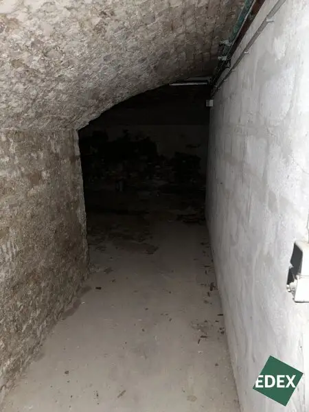 Großes Lager im 15. Wiener Gemeindebezirk