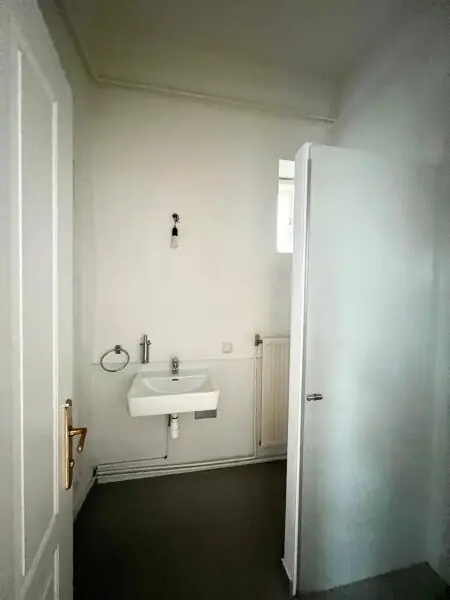 Kunst, Kultur, Citylife - charmante 3-Zimmer-Altbauwohnung bei Schwedenplatz!