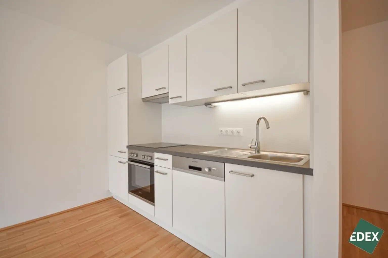 Schöne 2-Zimmer Wohnung mit Balkon