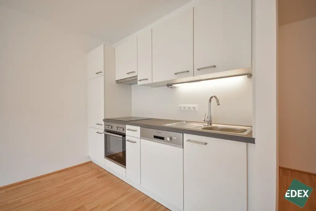 Schöne 2-Zimmer Wohnung mit Balkon