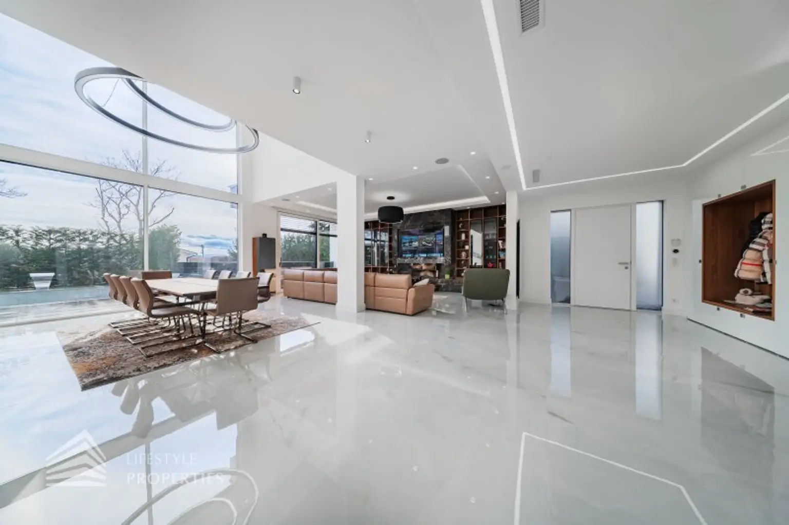 Grandiose Luxusvilla mit Pool - Ihr Rückzugsort Nähe Wienerberg