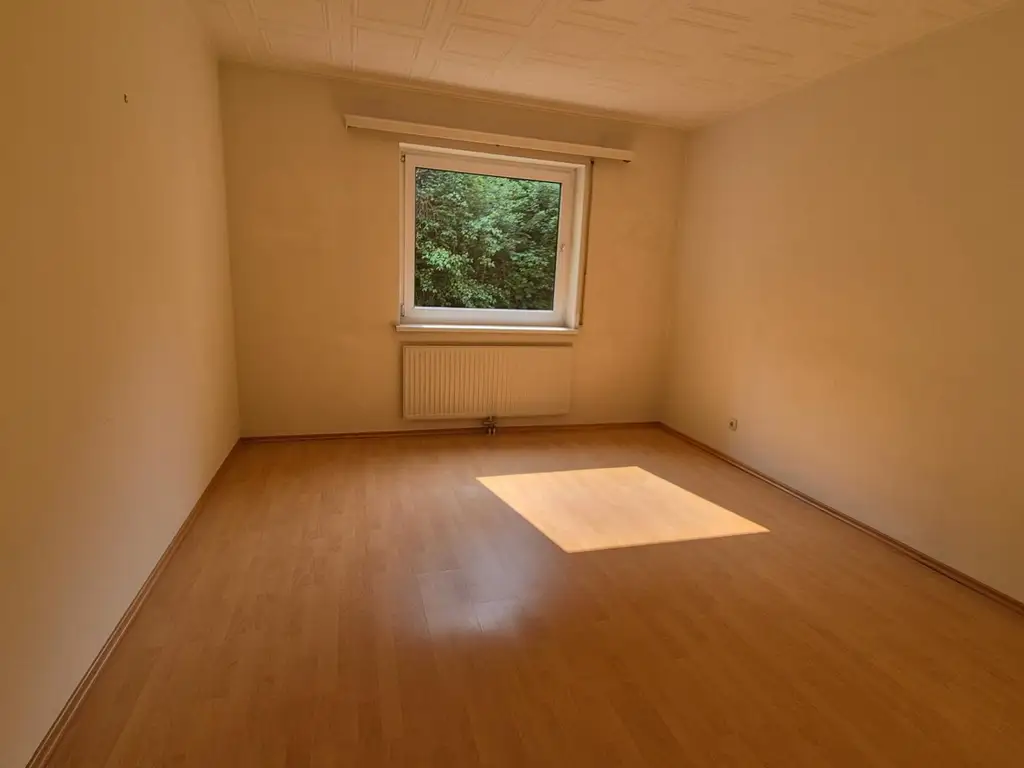 2-ZIMMER-LOGGIA-EIGENTUM IN ZENTRUMSNÄHE