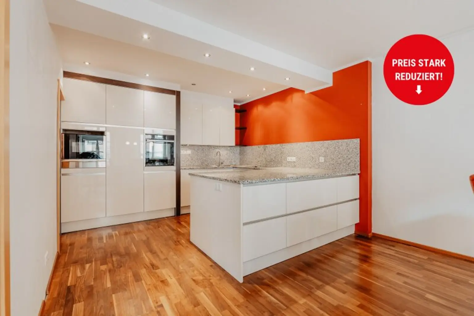 Neuer Preis: 5,5-Zimmer-Wohnung in Haller Altstadt