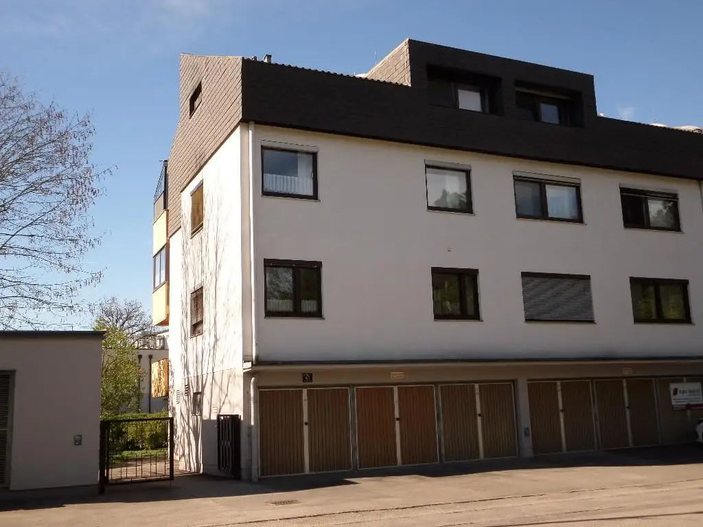 Ruhige 4-Raum-Wohnung am Wasserwald