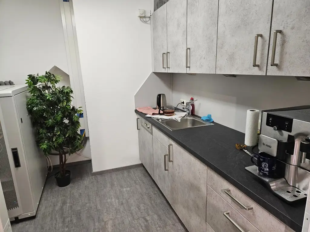 Kanzlei oder 4-Zimmer Wohnung im Zentrum von Braunau
