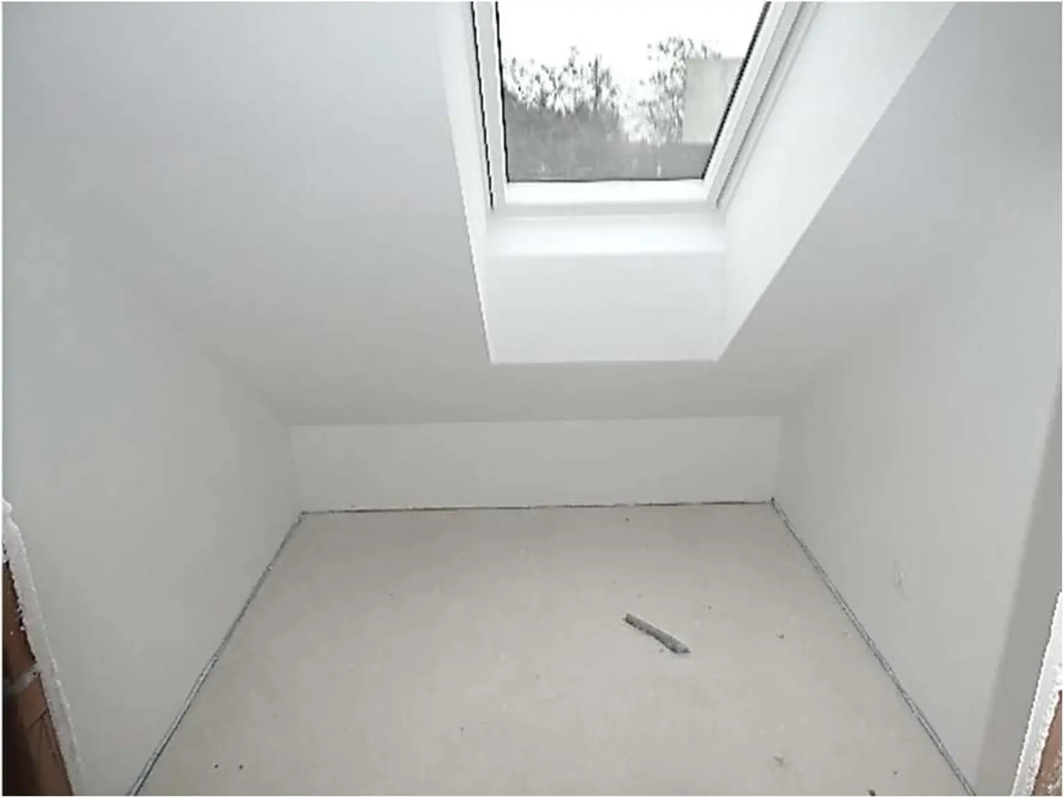 Bad Vöslau - Moderne Dachgeschosswohnung mit Terrasse