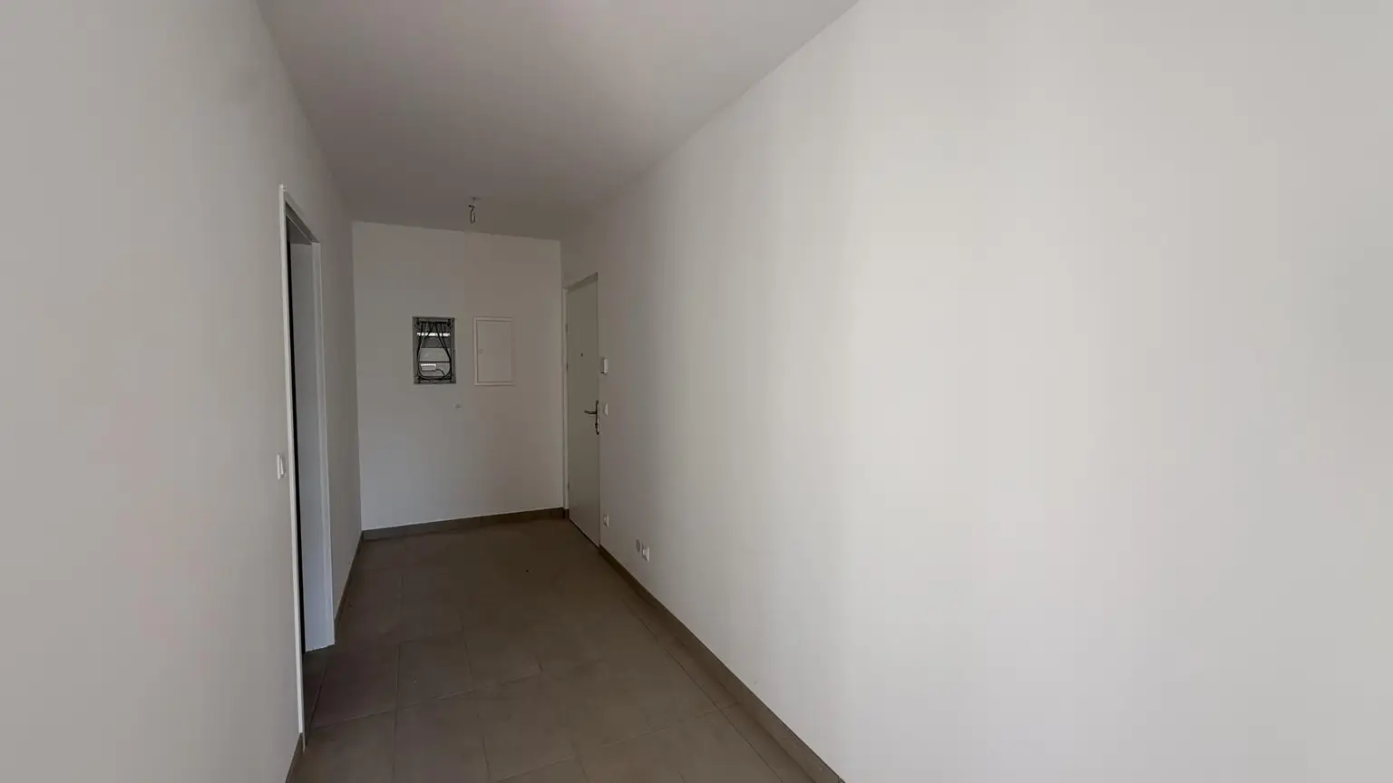 Haus_3_Top_1_Vorzimmer
