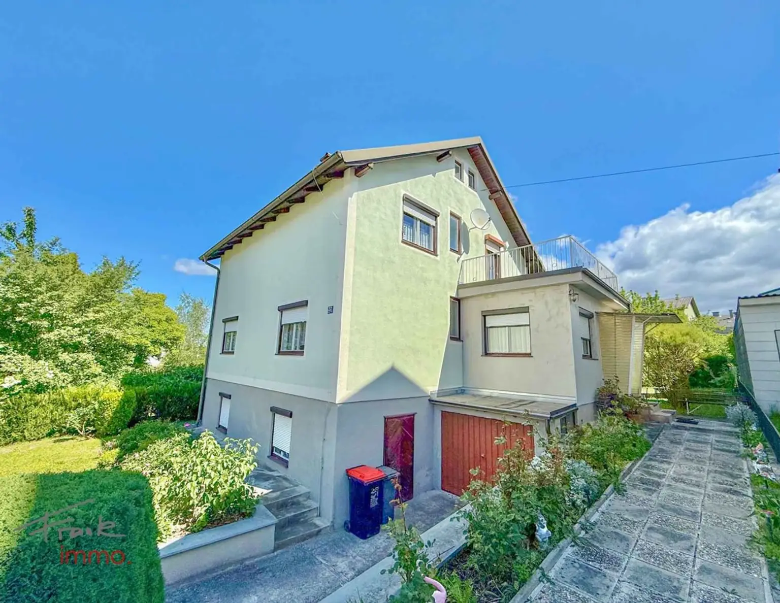 Haus mit vielfältigen Nutzungsmöglichkeiten!