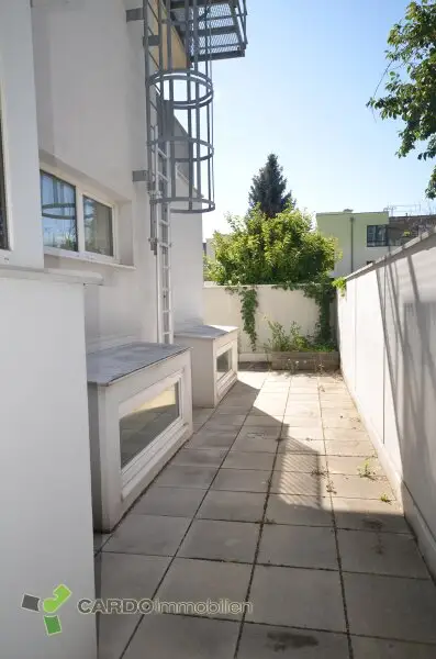 Maissonette, Attraktive Gewerbefläche zu vermieten – ca. 260 m², Nähe UNO City & U-Bahn