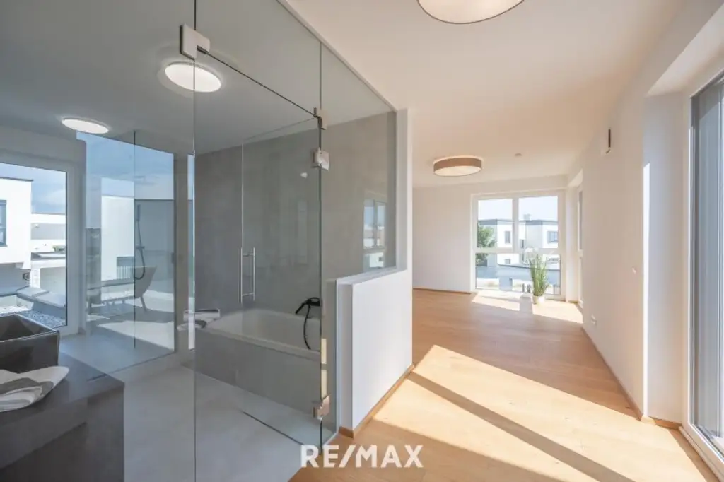 Leben pur! Exklusiv und natürlich zugleich. Im Sommer sonnen-,  im Winter eisbaden.