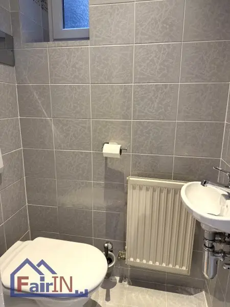 .***AB SOFORT***Altbaucharme trifft Stadtleben – großzügige 4-Zimmer-Wohnung  nahe Rochusmarkt***