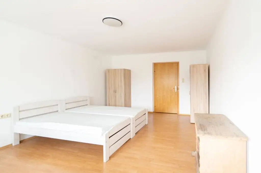 Neuhofen an der Krems, Haus mit Kleinwohnungen und Zimmer zu kaufen! PROVISIONSFREI