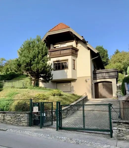Charmantes Haus mit wunderschönem Garten in Top-Lage Nähe ISTA in Klosterneuburg/Kierling.