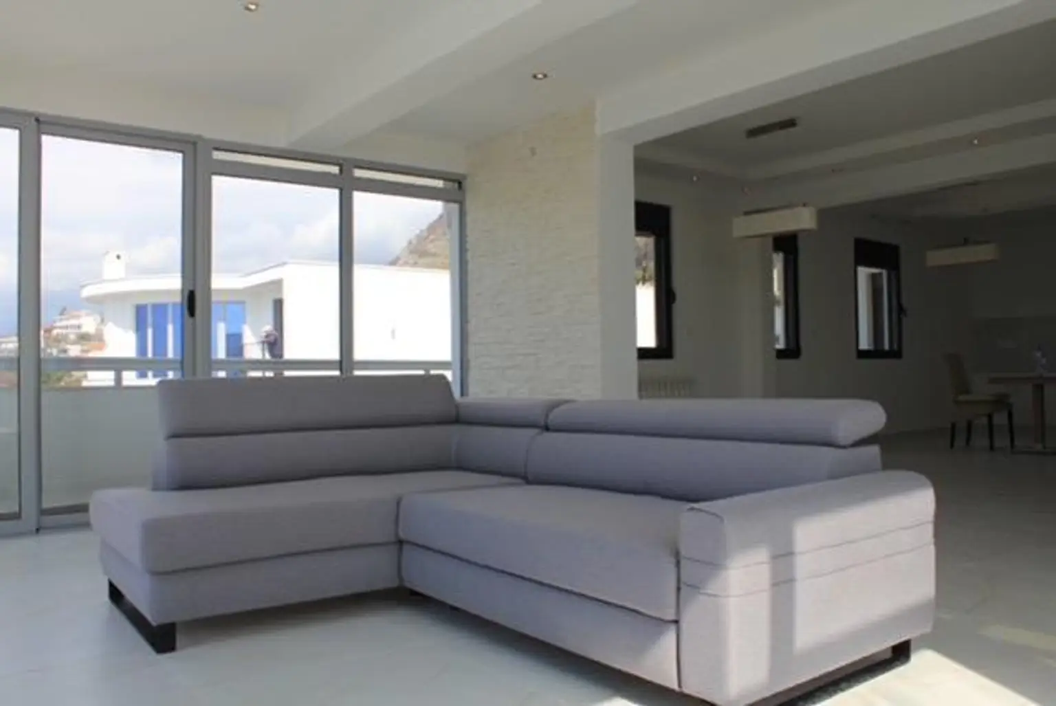Großzügiges Penthouse mit herrlichem Meerblick in Toplage