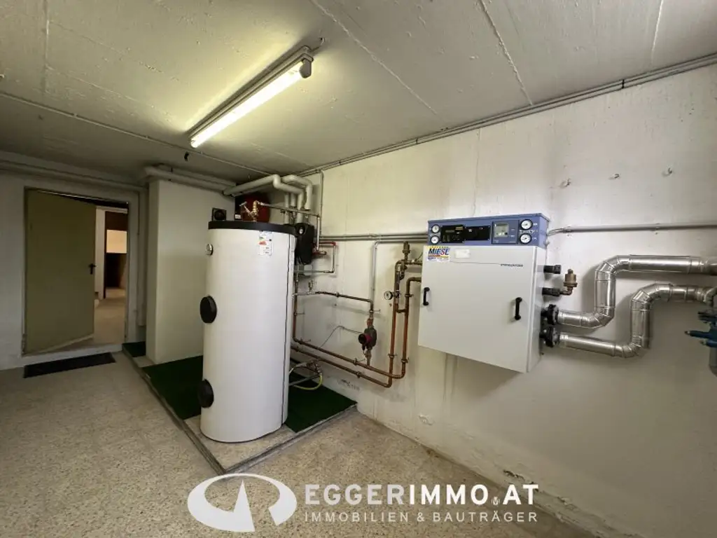 Spacious Detached House with Garconniere in Country House Style with Large Garden for Rent