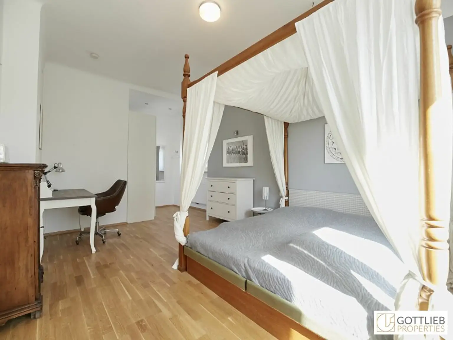 Bestlage Kaiserebersdorf! Möblierte 2-Zimmer-Wohnung mit Balkon, Gartennutzung und Schwimmbiotop