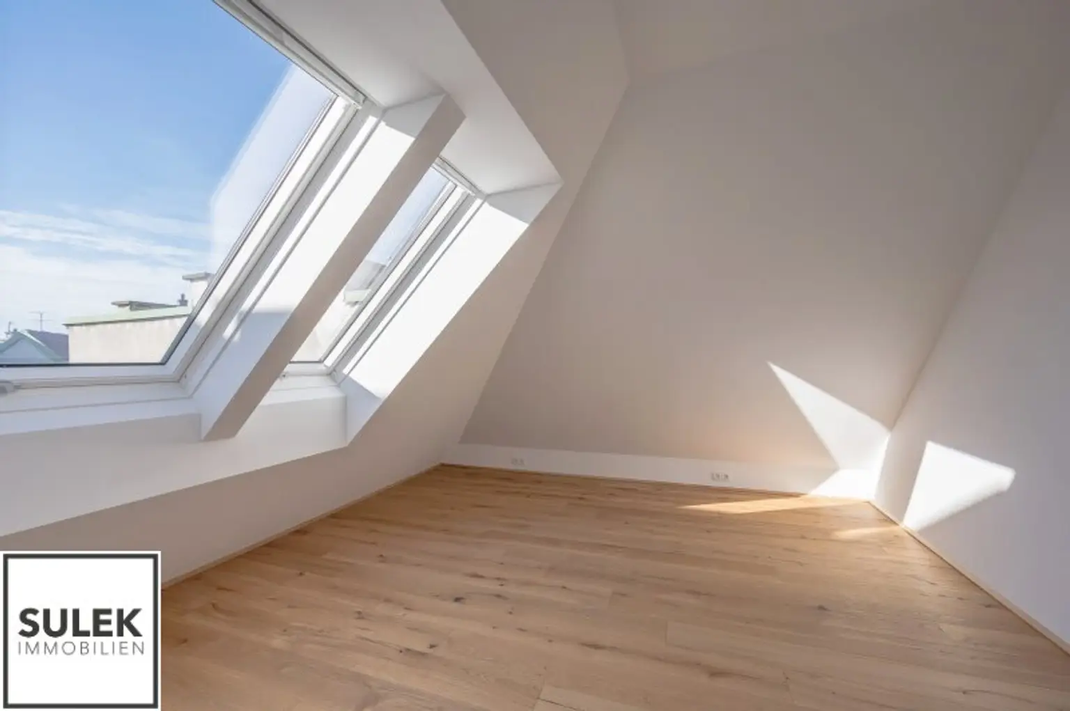 Dachgeschoßwohnung im Herzen des 2. Bezirks – 83 m² Wohnkomfort