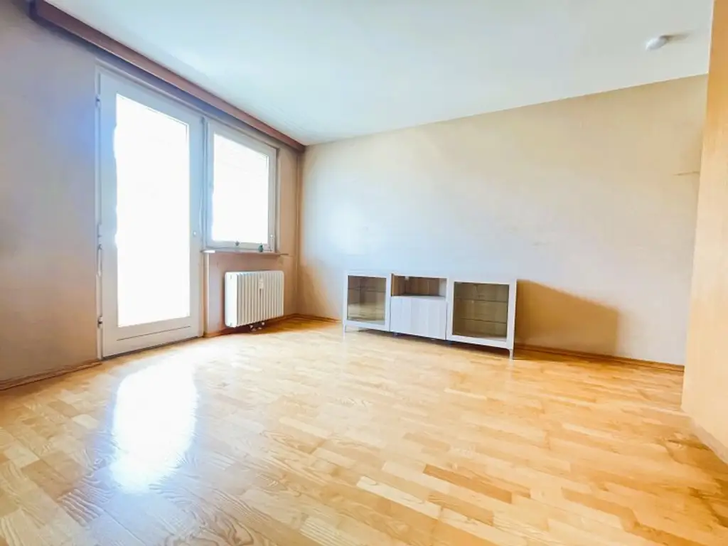 HÖTTING: Charmante, gut eingeteilte 4 -Zimmer Wohnung in BESTLAGE mit Balkon ab sofort zu kaufen!