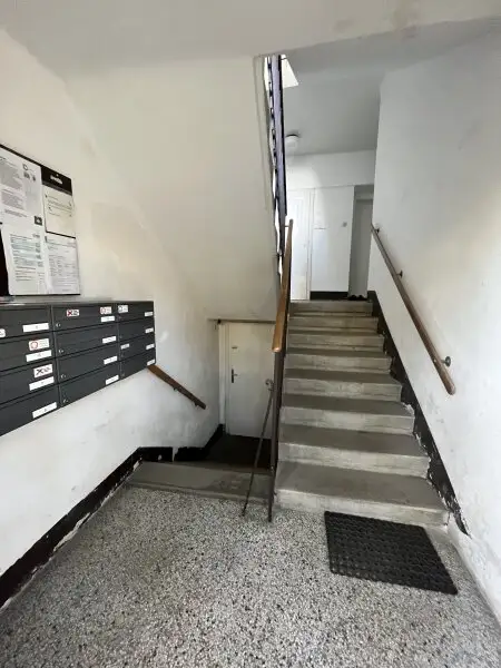 IDEALE 3,5 ZIMMER WOHNUNG - PERFEKTE RAUMAUFTEILUNG UND GEMEINSCHAFTSGARTEN