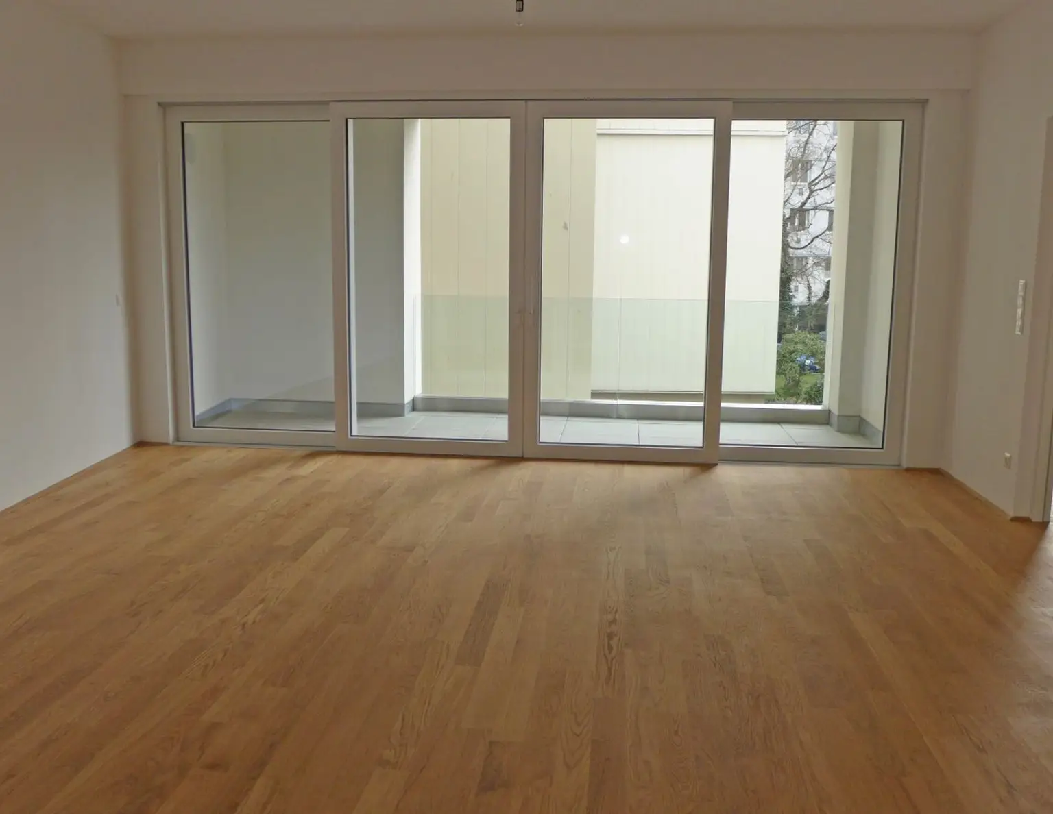 Schöne großzügige Wohnung mit Loggia, nahe dem Brucknerhaus