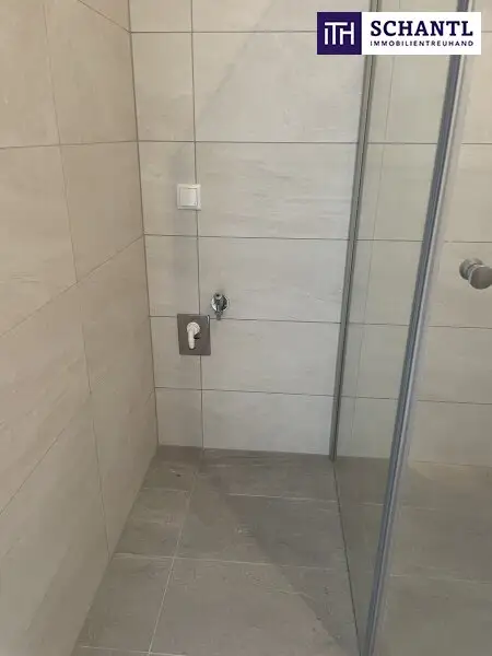 RIESIGE DACHTERRASSE + HOCHWERTIGE AUSSTATTUNG + SÜD/WEST Ausrichtung! + Tiefgarage! Nur 7 Min. von Graz entfernt!!