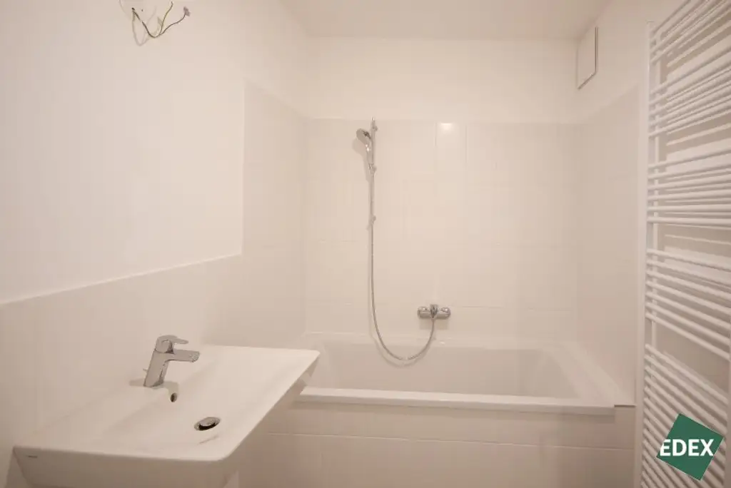 ERSTBEZUG | Sonnige 3-Zimmer-Wohnung mit Balkon