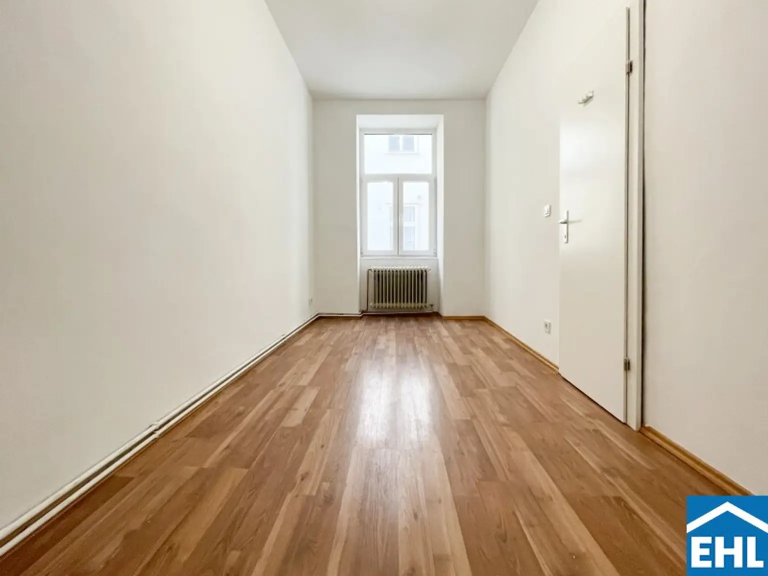 Gemütliche 3-Zimmer-Altbauwohnung mit separater Küche in U-Bahn-Nähe